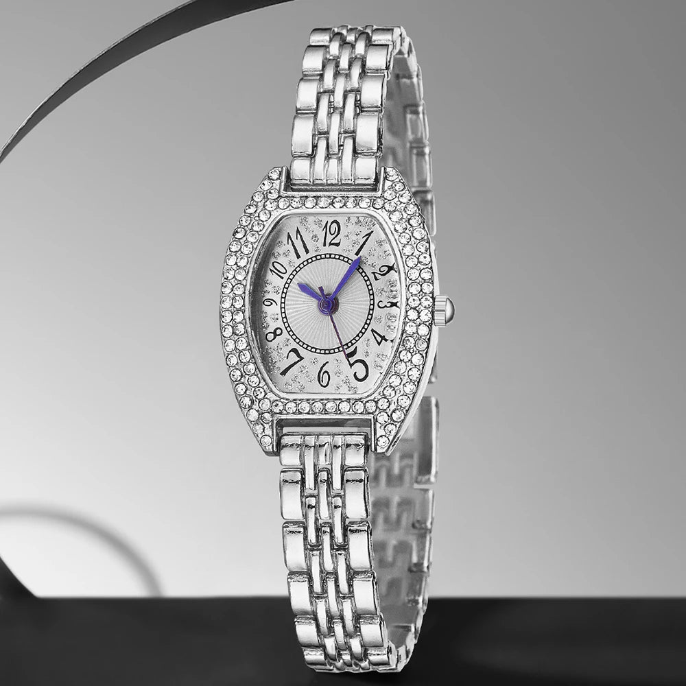 1PCS Women's Luxury Trendy Digital Scale Quartz Watch Suitable for Daily Clothing Matching as a Gift for Friends and Mothers Silver