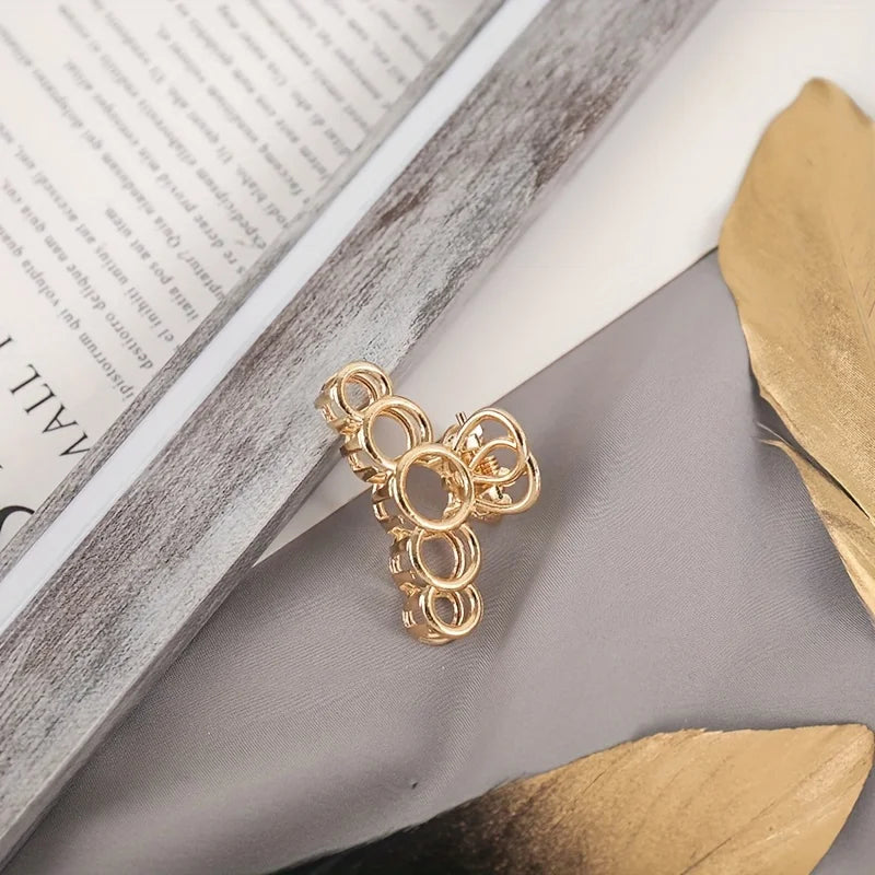 Fashion Simple Non Slip Mini Hollow Heart Metal Hair Claw Clips Gold Geometric Bangs Barrettes Hair Jaws For Women Girls Daily Circle