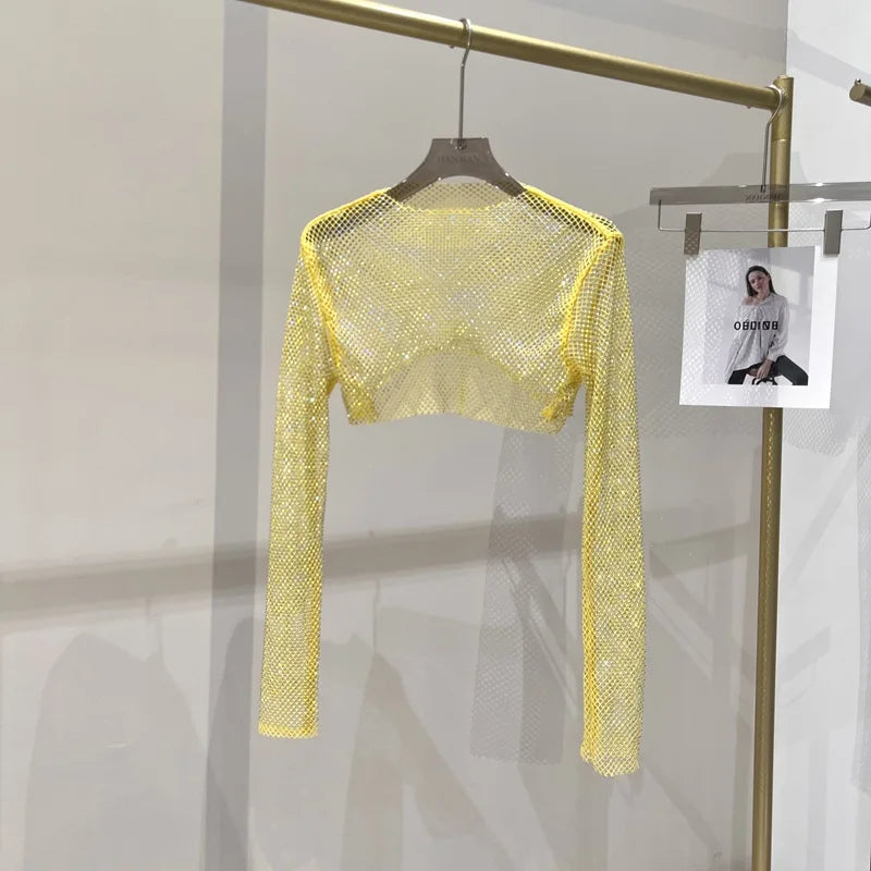 2023 new sexy bright diamond short top Slim thin Ms. hot drill long-sleeved T-shirt sexy leak waist nightclub yellow One Size