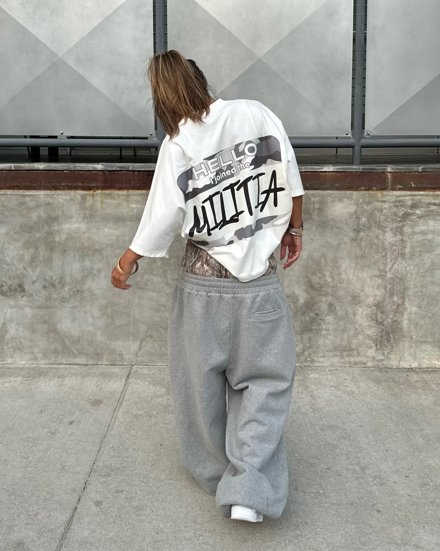 Y2K Trend Sweatpants Camouflage Embroidered Pattern Streetwear Men Women Clothing Retro Camo Baggy Pants Unisex Wide Leg Pants
