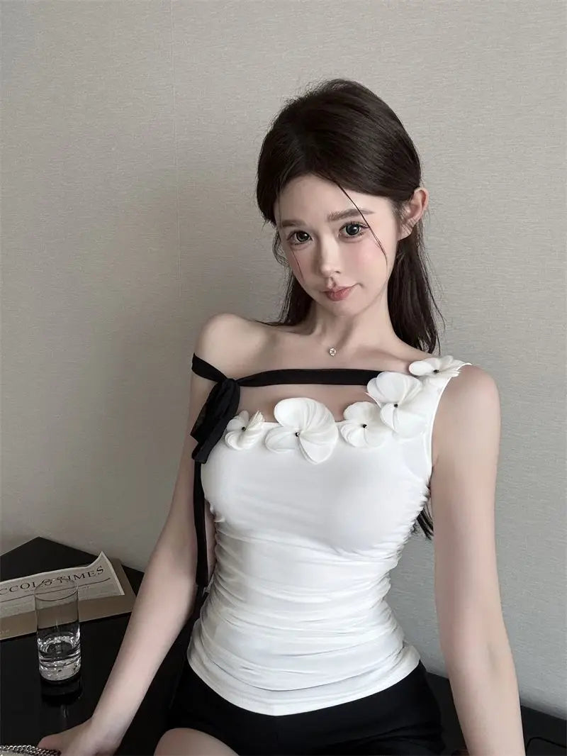 Women Asymmetric Blouse Summer Floral Applique Sleeveless Top Tie Front Design Elegant Night Out Outfit Romantic Date Top