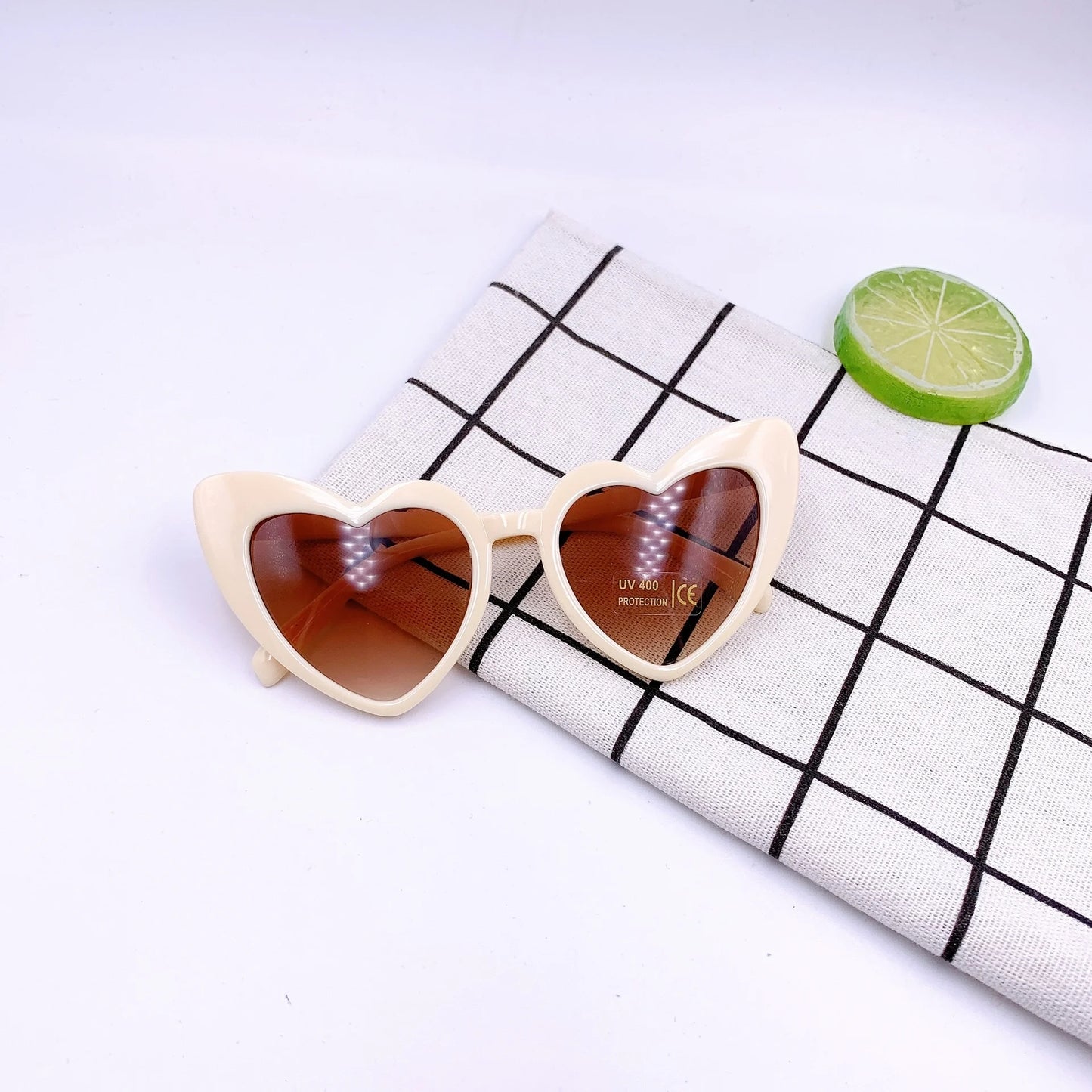 New Peach Heart Children's Frame Fashion Sunglasses Personality Boys and Girls Children's Glasses Sunglasses Outdoor Sunvisor Beige