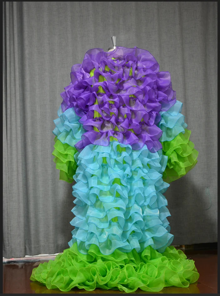 Puffy Ruffle Robe Dress white/black Colors 2 Toned Fashion Women Coat Jacket Ruffled Fluffy Female Jackets Layered Customized Badiee Stylez