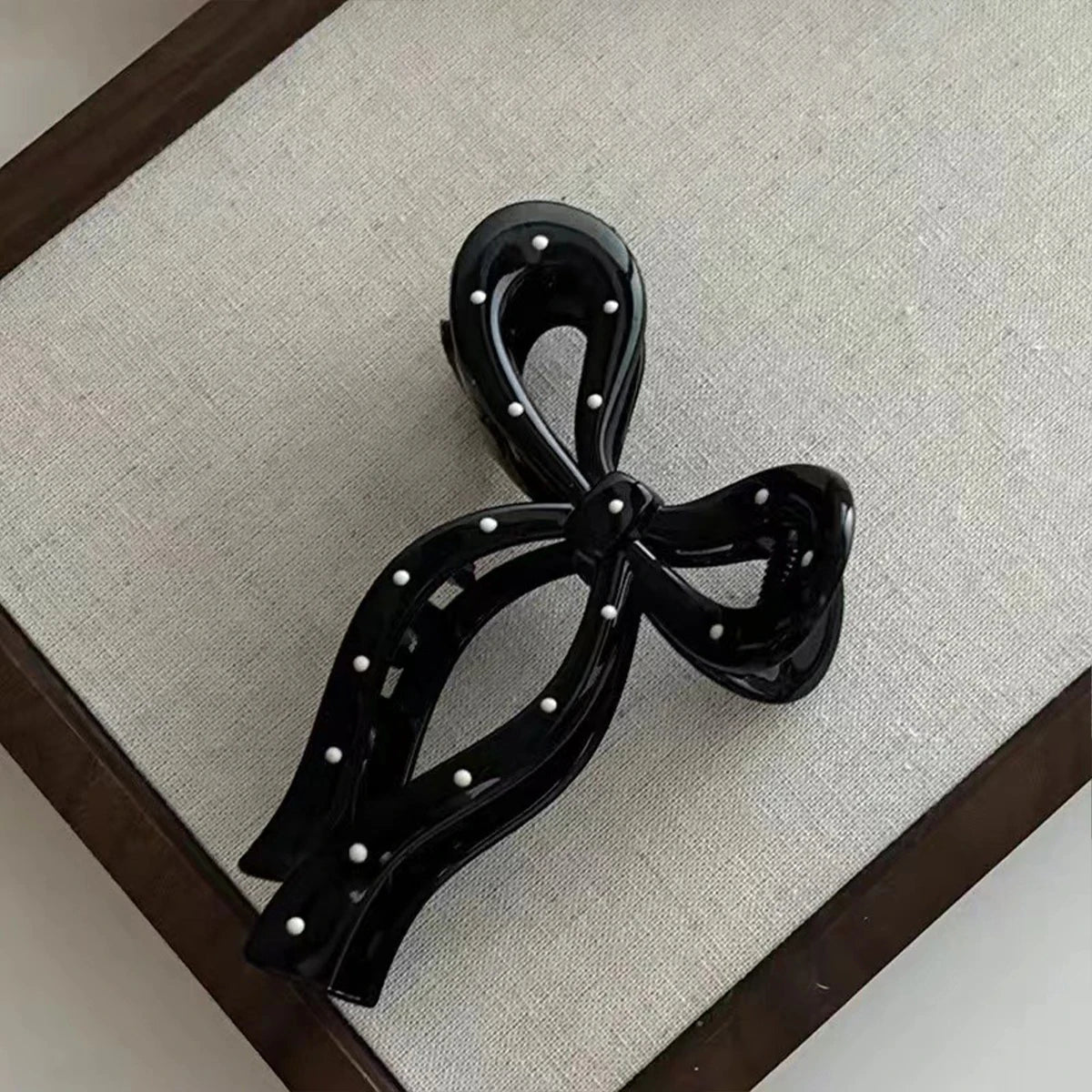 1pc black and white polka dot streamer bow grab clip luxury versatile shark clip hair clip hair grab elegant hair accessories XY369-heisehudiejie Size fits all