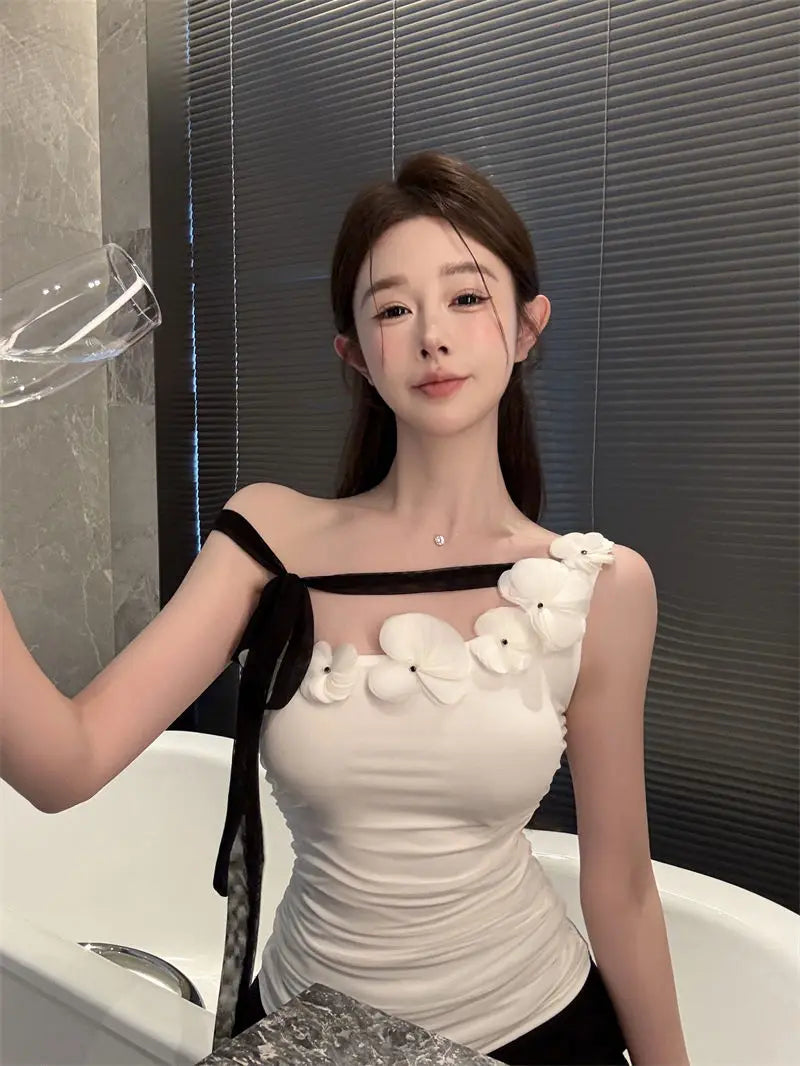Women Asymmetric Blouse Summer Floral Applique Sleeveless Top Tie Front Design Elegant Night Out Outfit Romantic Date Top