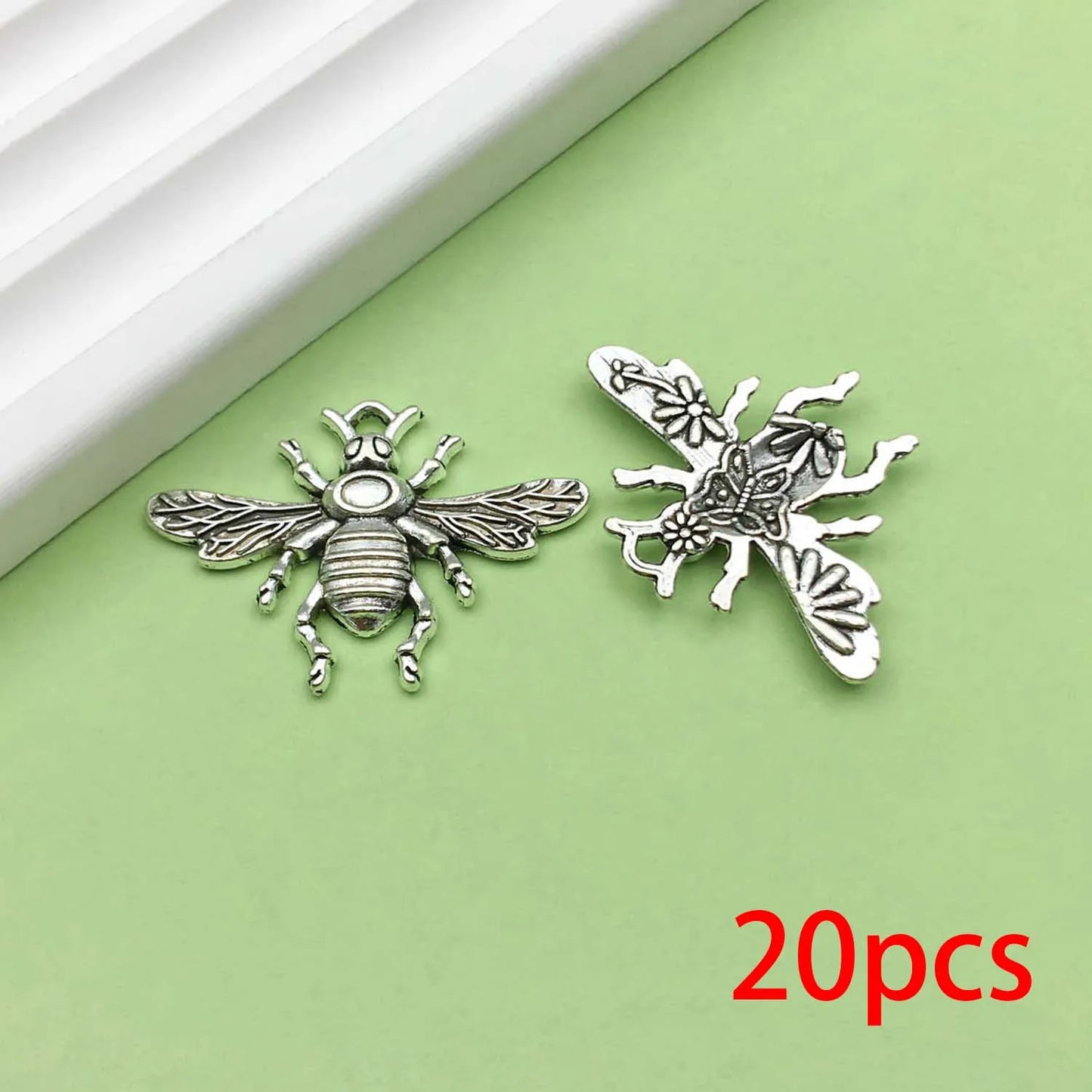 Random 20pcs Alloy Bee Design Charms Vintage Insect Pendants for DIY Bracelet Necklace Jewelry Making Accessories style 9