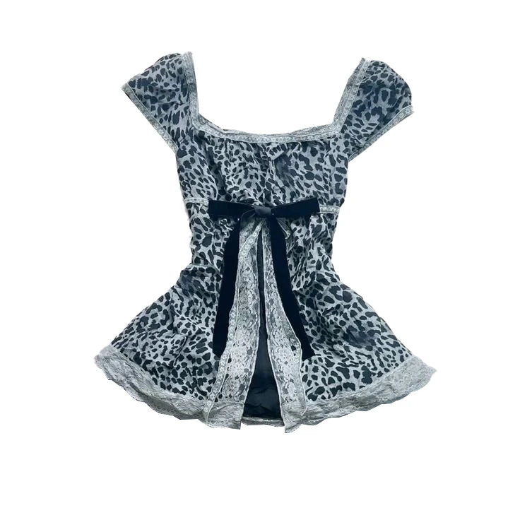 Y2K fashion retro clothing from the charming sweet sexy floral slender punk baby T-shirts streetwear halter tops aesthetic women black 2