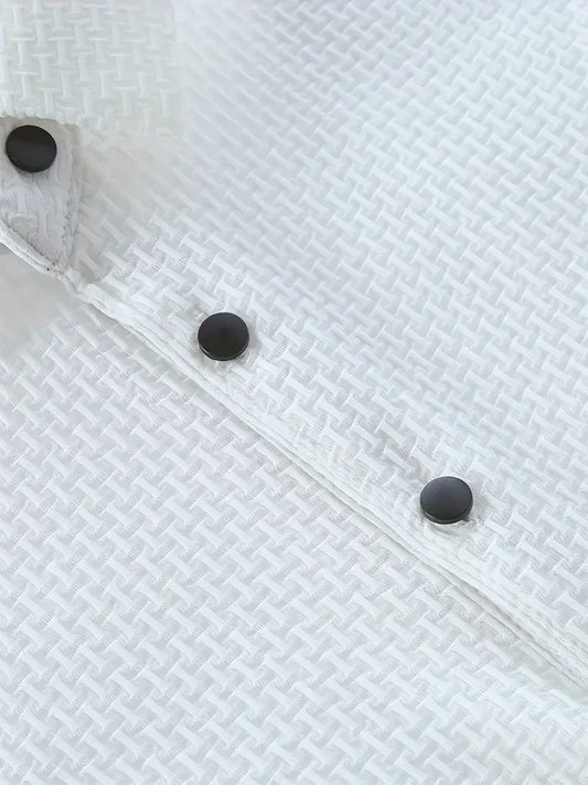 Stylish Men's Polo Shirt - Exquisite Craftsmanship, Classic Lapel & Button Closure, Solid Color