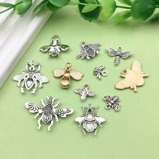 Random 20pcs Alloy Bee Design Charms Vintage Insect Pendants for DIY Bracelet Necklace Jewelry Making Accessories