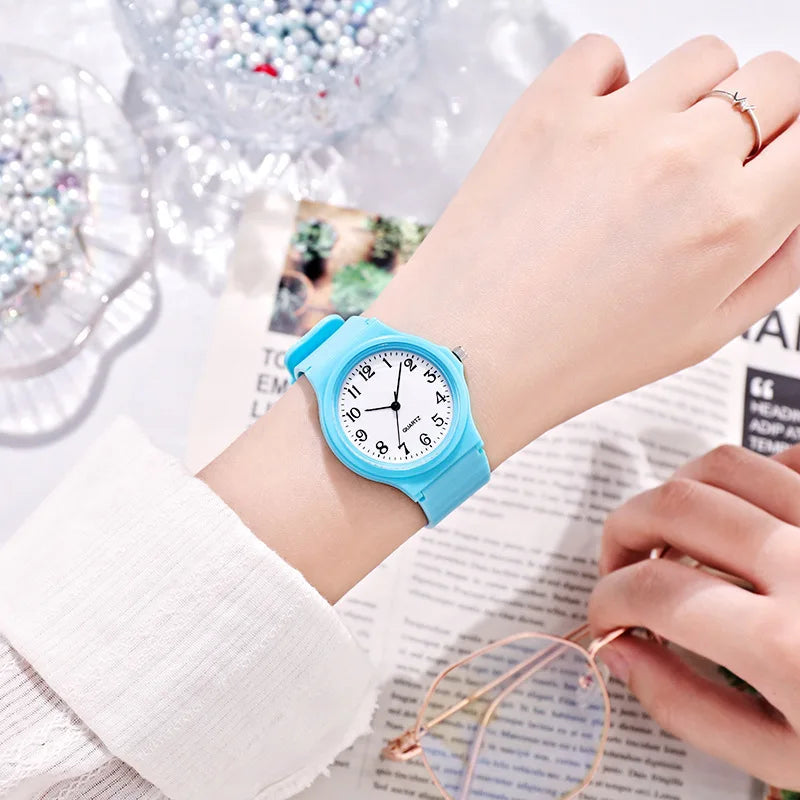 Casual Exam Watch Silicone Strap Simple Women Watch Student Ladies Quartz Wristwatch Waterproof Round Small Dial Clock for Girls Blue