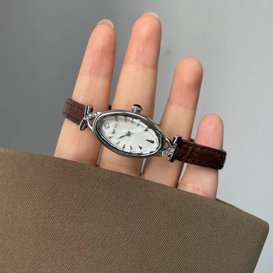 2025 Luxury Women's Quartz Watch Oval Sapphire Casual Ladies Clock Waterproof Brown Leather Elegant Ladies Watch