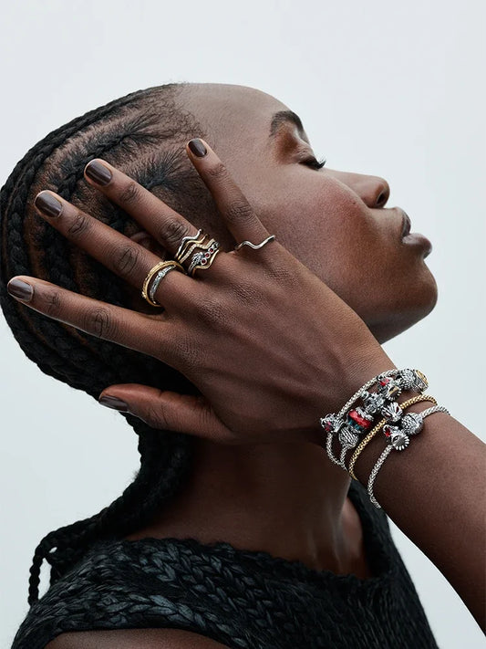 2024 Disney Mickey Sparkling Eternity Dragon Crown Women's ring wedding vintage Accessories Fit Pandora 925 Original Bracelets