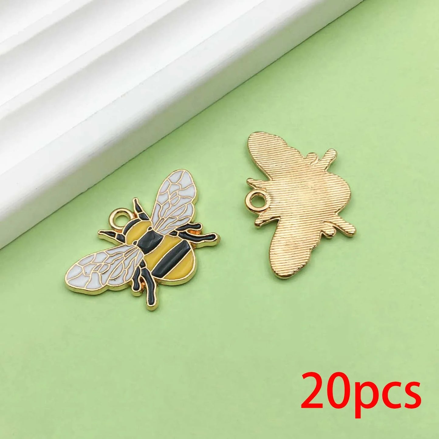 Random 20pcs Alloy Bee Design Charms Vintage Insect Pendants for DIY Bracelet Necklace Jewelry Making Accessories style 11