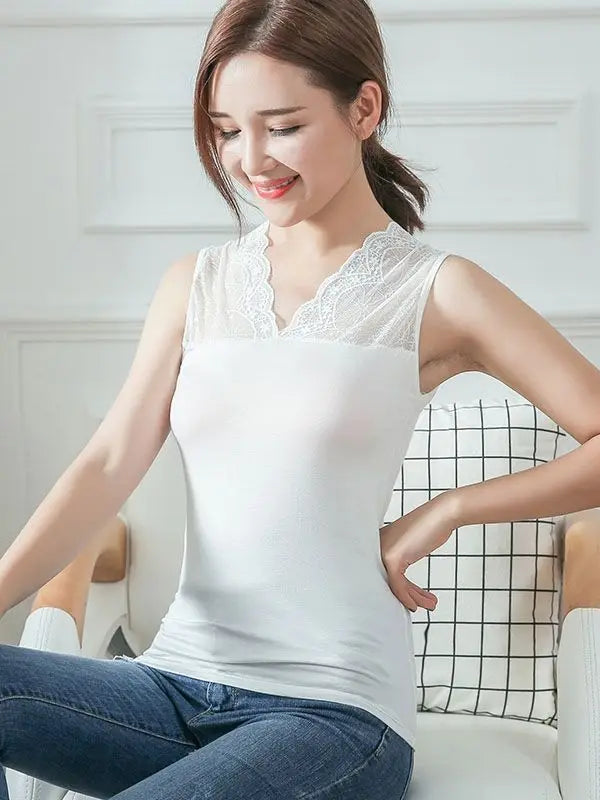 Hollow Out Lace Blouse Elegant Shirt Ladies Tops M-XXXL Crochet Short Sleeve Bottoming Shirts Women Blouses Tops DF1490 white
