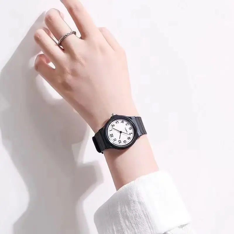 Casual Exam Watch Silicone Strap Simple Women Watch Student Ladies Quartz Wristwatch Waterproof Round Small Dial Clock for Girls White