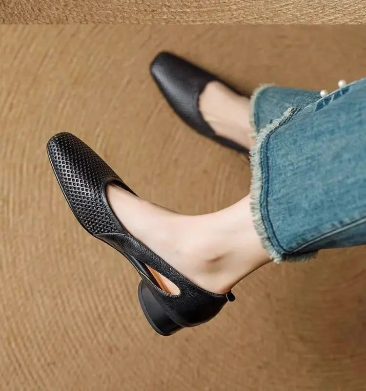 2025 Women's Breathable Knit Slip-On Flats Openwork Mesh Pointed Toe Shoes Lightweight Casual Slippers for Southeast Asia Black