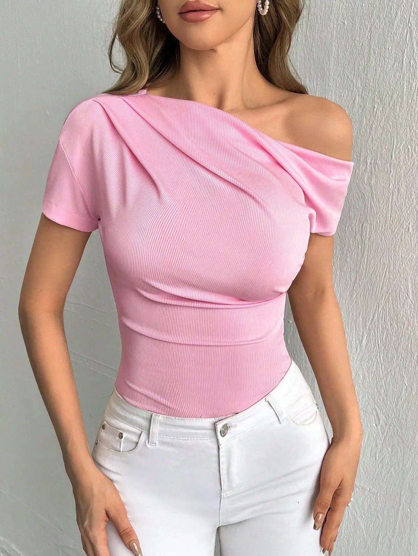 Pure Wind Oblique Shoulder Short-sleeved T-shirt Women's Summer Design Sense Slim-fit Off-shoulder Clothing Looks Thin