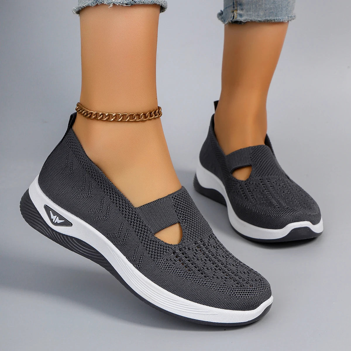 Spring new women's sports shoes, fashionable, breathable, lightweight, non-slip, wear-resistant, casual sports shoes, flat shoes Dark Grey