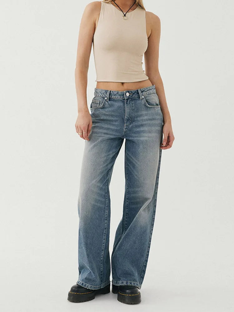 Sleeveless Tight Bottomed Shirt With Round Neck Racerback Top