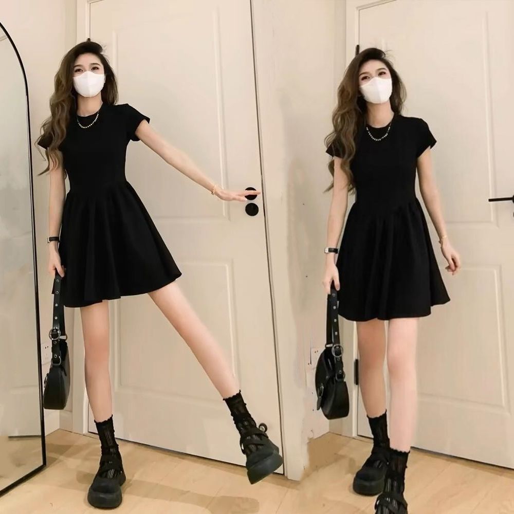 Audrey Hepburn Inspired Chic Short Sleeve Dress 2025 Summer Petite Slimming Fit Sweet-Sexy Vibe Casual Elegant Women's Fashion Badiee Stylez