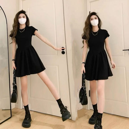 Audrey Hepburn Inspired Chic Short Sleeve Dress 2025 Summer Petite Slimming Fit Sweet-Sexy Vibe Casual Elegant Women's Fashion Badiee Stylez