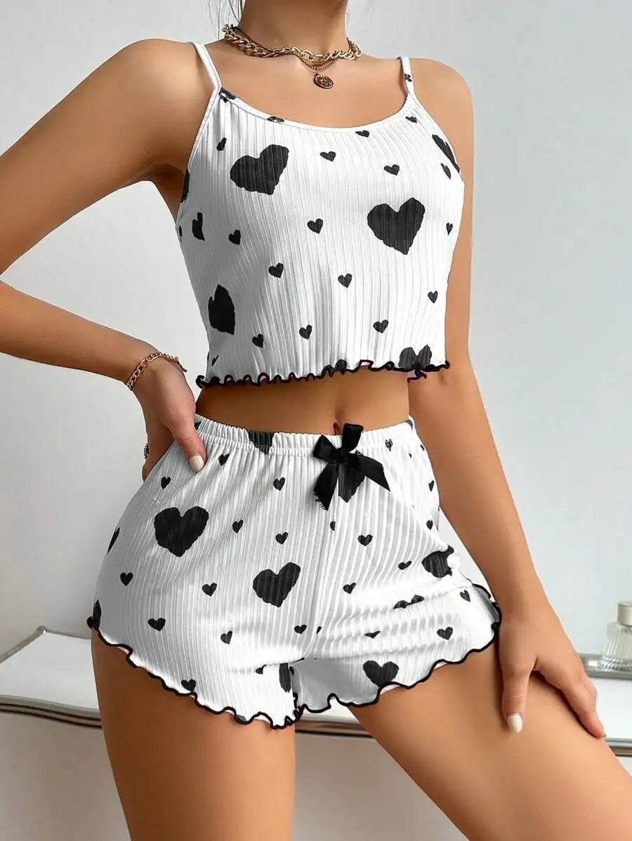 Women’s 2PCS Heart Print Pajama Set, Sleeveless Crop Top and Shorts, Soft Comfy Sleepwear Loungewear for Summer Nightwear white-black