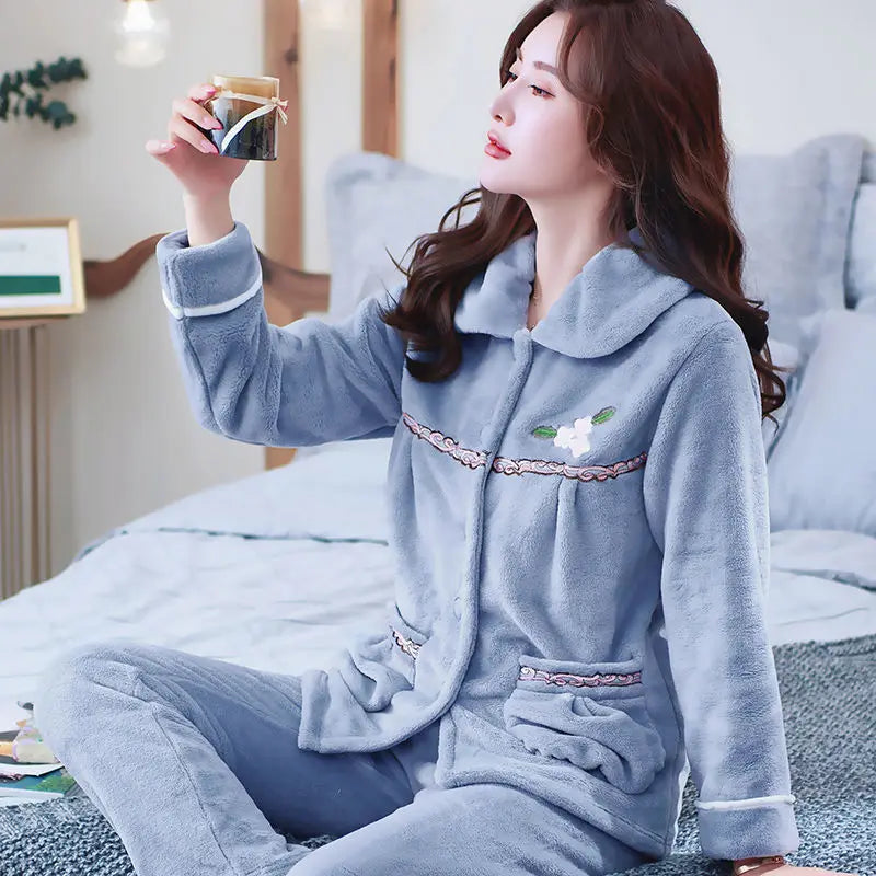 Autumn Winter Thicken Flannel Women Pajamas Set Two-piece suit Warm Loose Long-sleeve Female Casual Home service Single-breasted flowers gray blueA