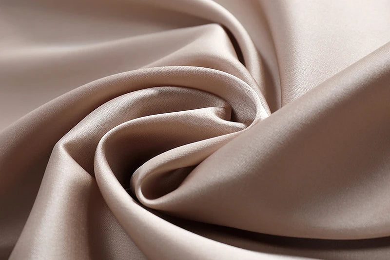 Spaghetti Strap Top Women Halter V Neck Basic White Cami Sleeveless Satin Silk Tank Tops Women'S Summer 2025 Camisole