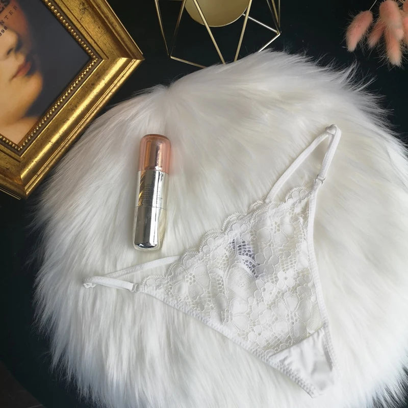 Women's Panties Sexy Lace Thong G-Strings Female Low Waist Underwear Panty French Style Erotic Lingerie Hollow Out Underpants White 1pc