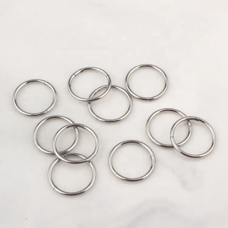 Right Grand ASTM F136 Titanium Hinged Hoop Nose Rings 20G 18G 16G Septum Ring Body Piercing Jewelry Helix Cartilage Rook Earring