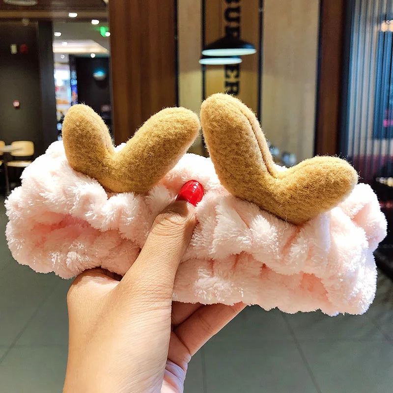 Wash Face Hair Holder Hairbands Soft Warm Coral Fleece Bow Animal Ears Headband For Women Girls Turban Fashion Hair Accessories light pink antlers