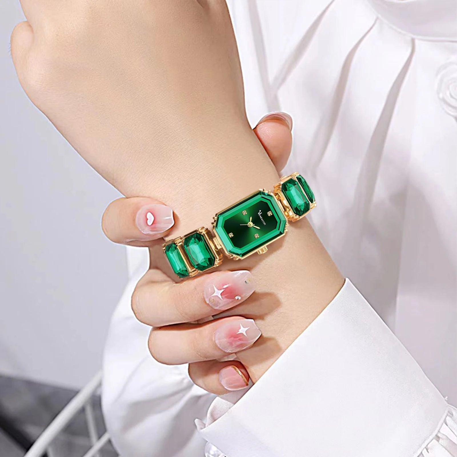 1PC Luxury Women's Watch Fashion Stainless Steel Gold Gorgeous Water Diamond Square Quartz Movement Gift Wrist Watches for Women Badiee Stylez