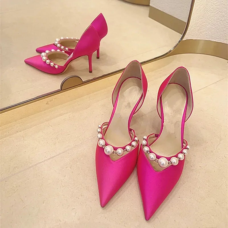 Spring/Summer New Pointed High Heels Hollow Fashion Banquet Pearl Hollow V-Mouth Women's Thin Heels Shallow Mouth Sandals