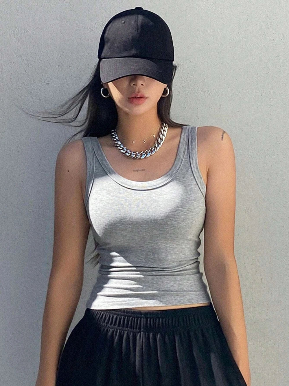 Summer Tight Tank Top Breathable And Comfy Sleeveless Ves For Women's Summer Outfits Camisole Tank Top Beauty Back Underwear Gray