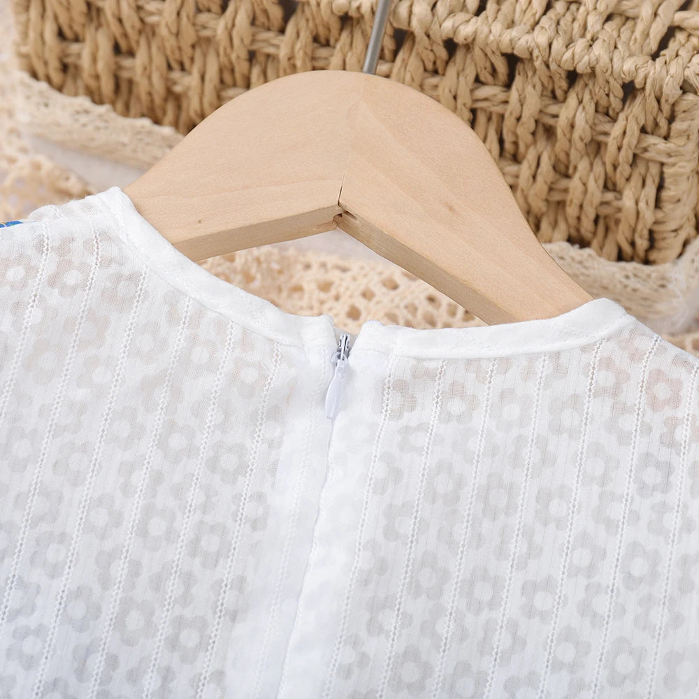 Bear Leader Girls Floral Dresses 2023 Summer New Children's Rustic French Chiffon Floral Fake Two Pieces Halter Dress