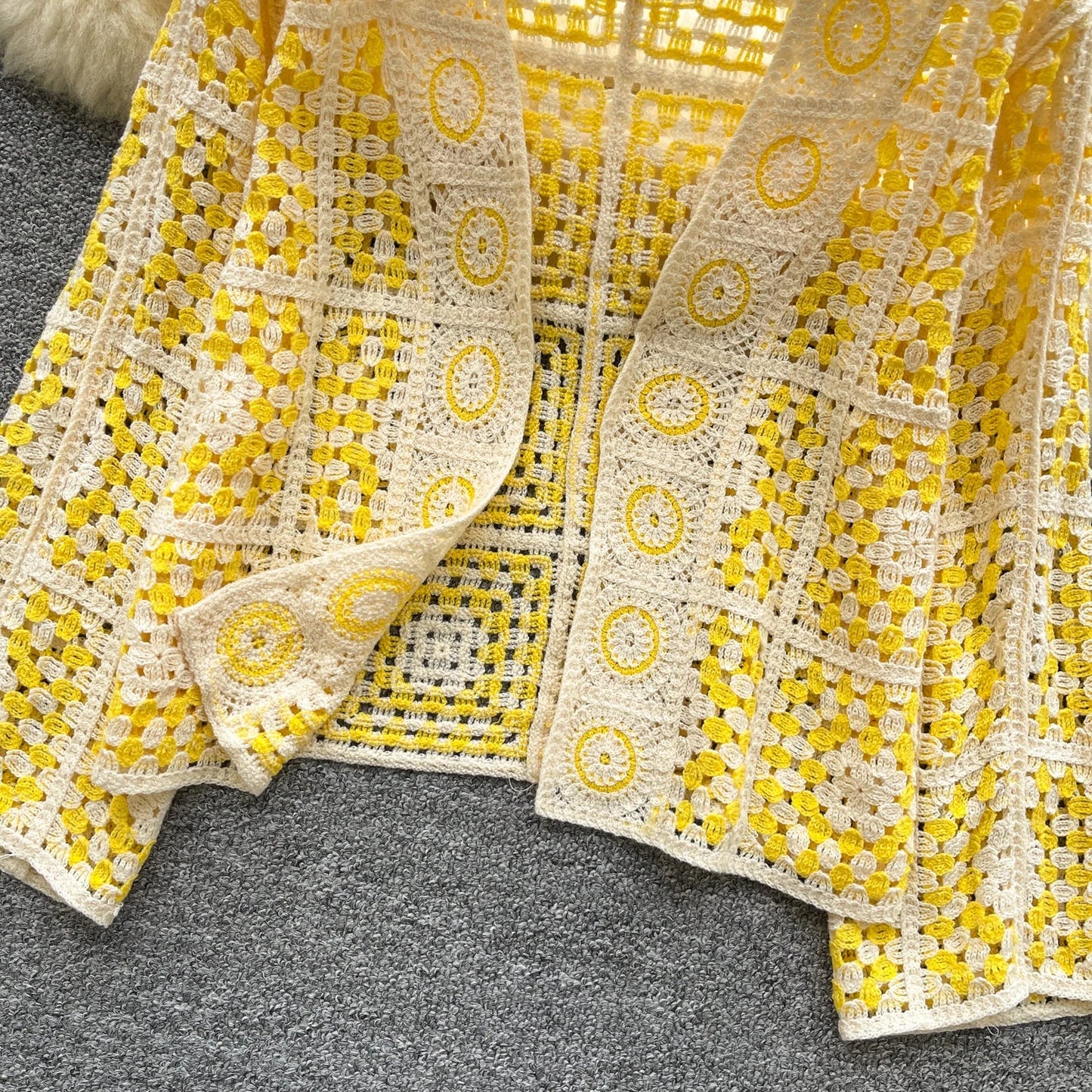 SINGREINY Vintage Boho Loose Plaid Cardigans Female Long Sleeves Hook Flower Hollow Tops 2025 Vacation Sunscreen Casual Shirt Badiee Stylez