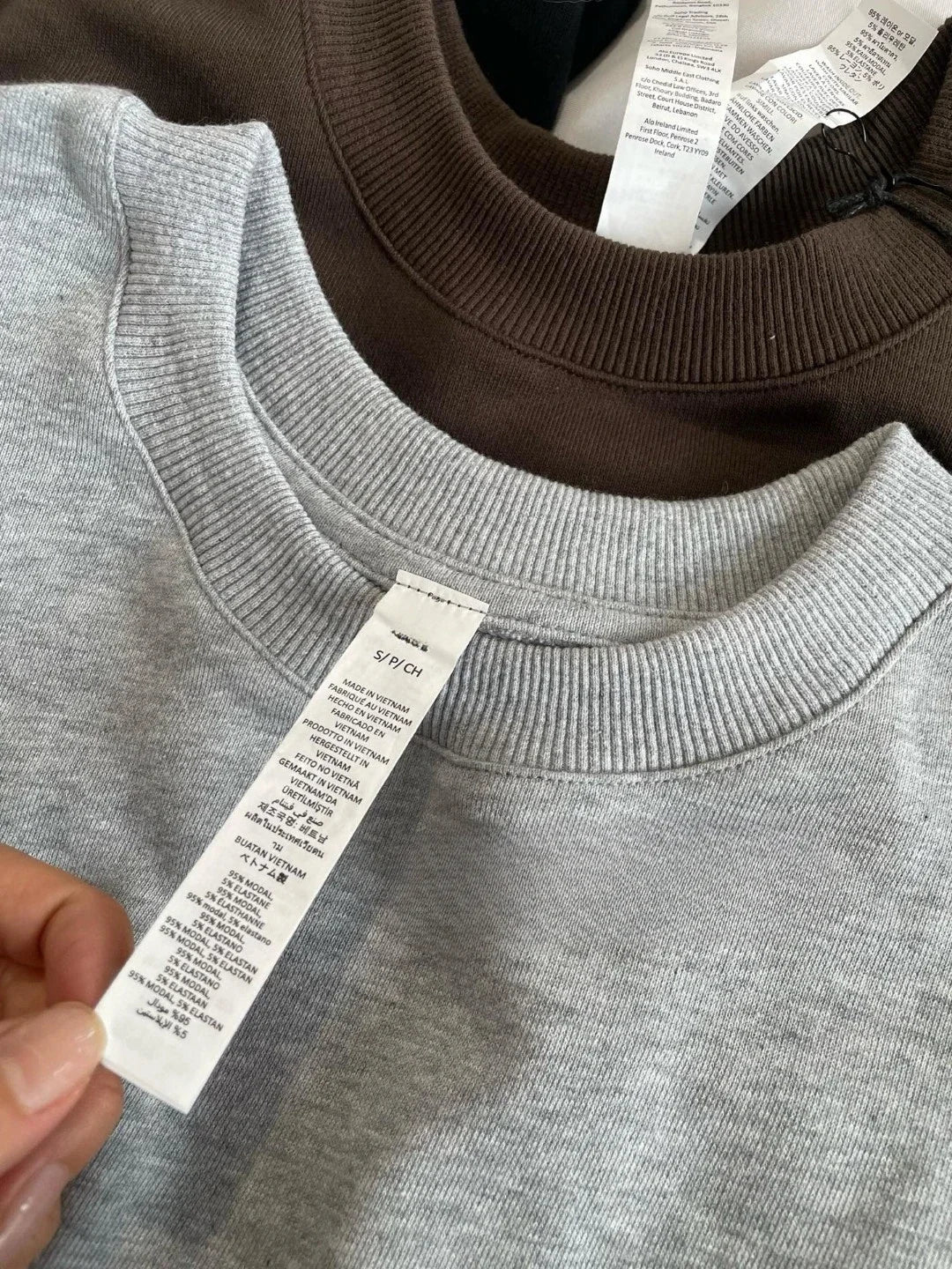 Fashion Trends Solid Long Sleeves Top Spring Black Red Round Neck Sweatshirts Simple Classic Letter Loose Casual Sports Top