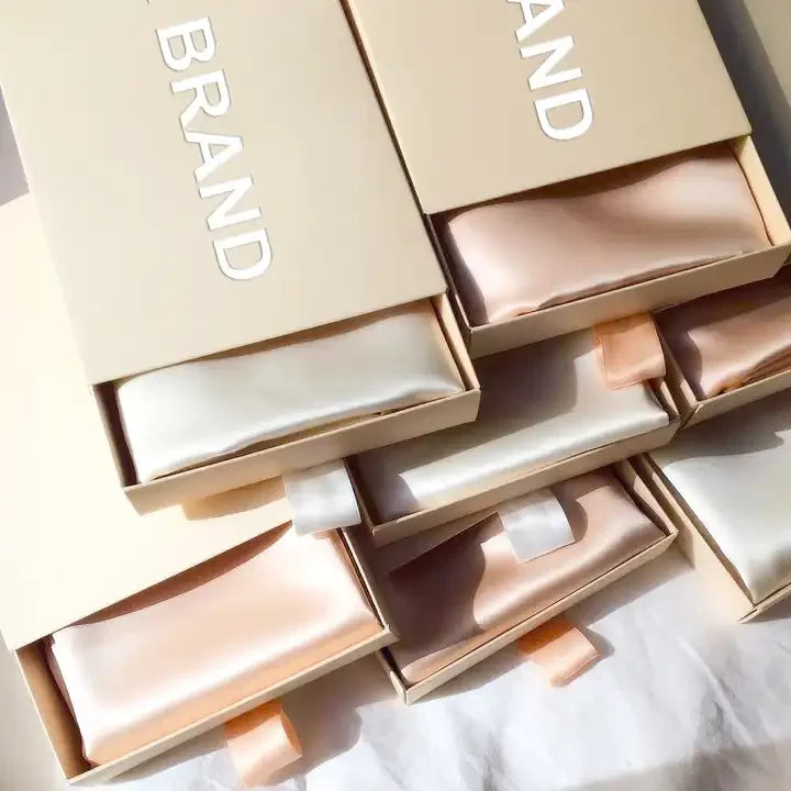 22 Momme 100% Natural Mulberry Silk Pillowcase With OEKO-TEX Front in Real Silk & Back in Lenzing Tencel Fabric,Silk Pillow Case Badiee Stylez