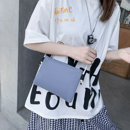 Four Piece Set of Student Backpack for Women in Korean Version Casual Canvas High School Campus with Large Capacity