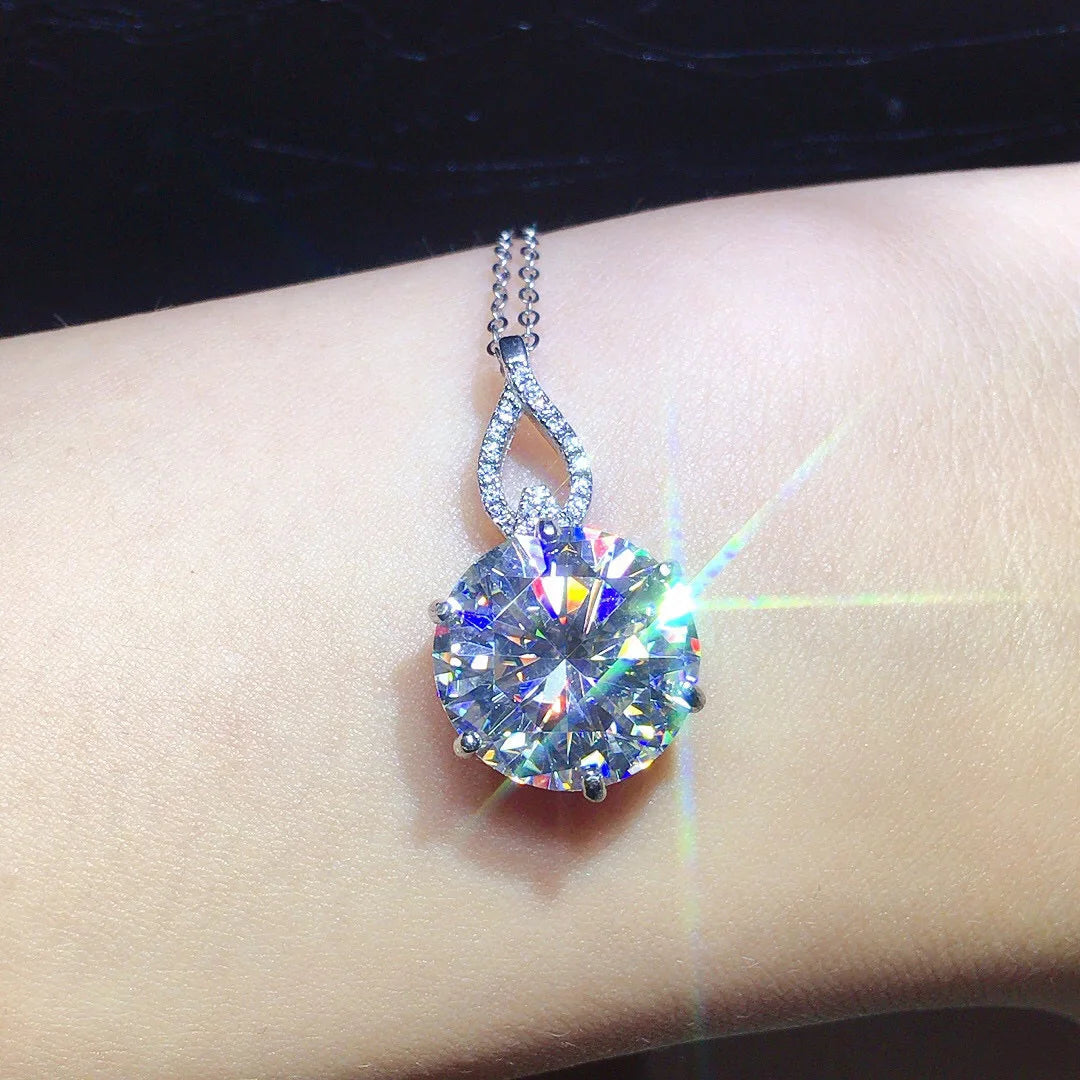 6.5 Carat Simulated Moissanite Pendant Necklace - 12mm D Color VVS1 Round Cut - Unisex Luxury Jewelry Gift for Her, Him, Holiday 45cm Silver United States