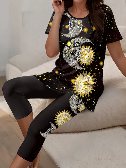 Plus Size Sun & Moon Print Capris Leggings Set, Crew Neck Short Sleeve T-shirt & Capris Leggings, Women's Plus Size Clothing
