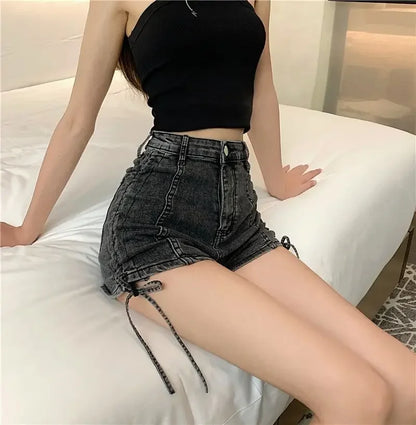Korean Style Sexy Tight Women's Denim Shorts Designer New In Streetwear Design Y2k Harajuku Low Price Female Short Jeans Pants