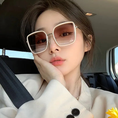 Fashion Square Sunglasses Women New Retro Decoration Glasses Men Leopard Blue Sun Glasses Gradient Shades UV400 Eyewear