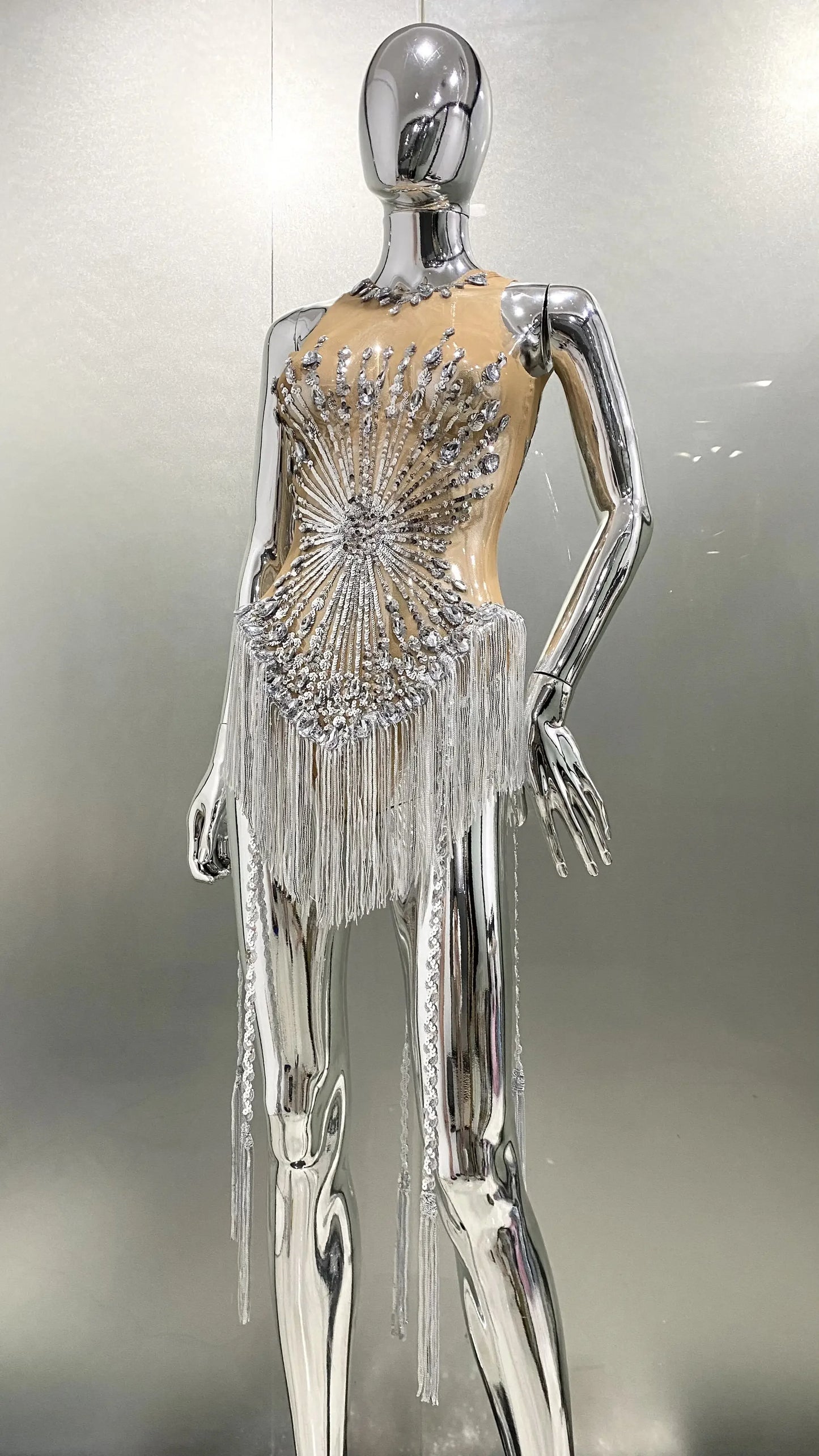 Sliver Sequins Shining Diamonds Long Tassel Sleeveless Mini Dress High Quality Evening Dress Woman Birthday Party Outfit