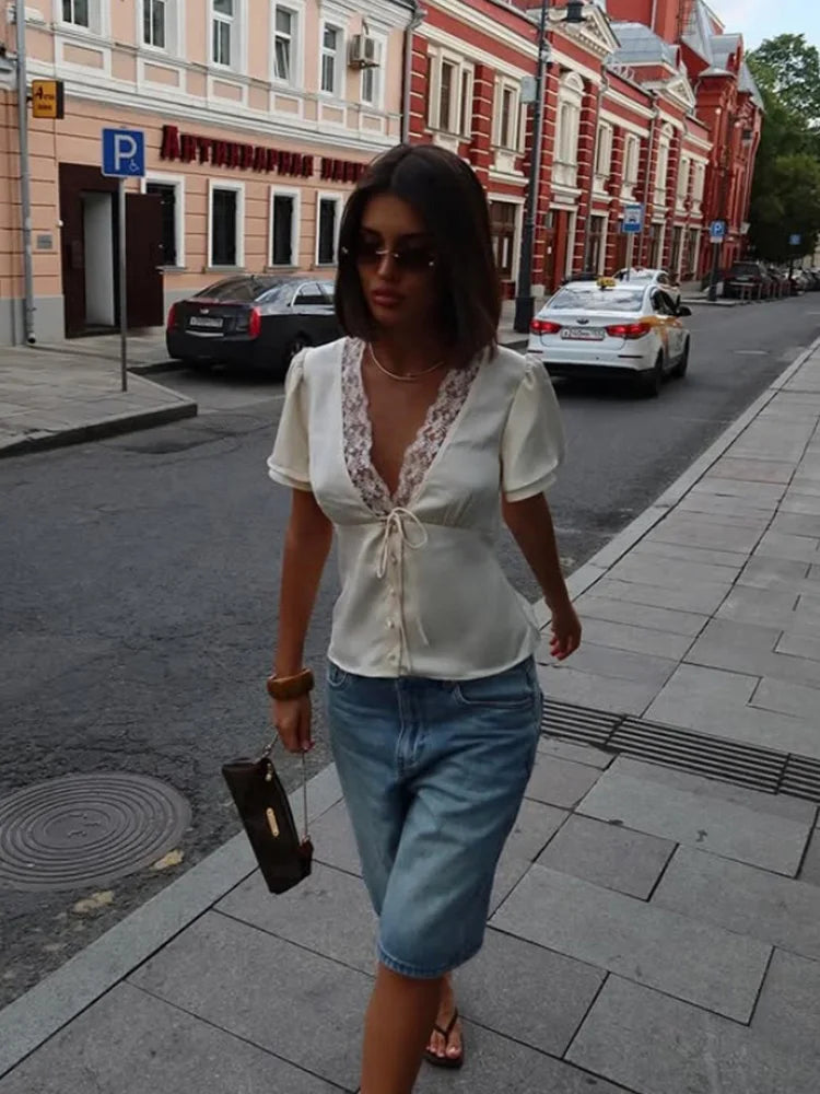 Lace Patchwork Short Sleeve Tops for Women V Neck Sheath Solid Tees Fashion Female Sexy Club T-shirts Elegant Casual