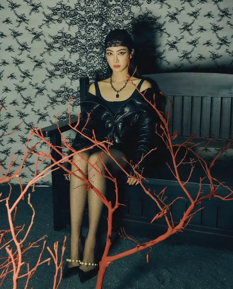 Spring/Summer New Pointed High Heels Hollow Fashion Banquet Pearl Hollow V-Mouth Women's Thin Heels Shallow Mouth Sandals