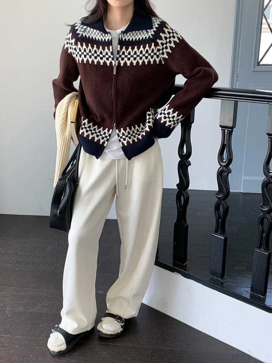 New relaxed and curved cut sports and casual wide leg pants for early autumn Badiee Stylez