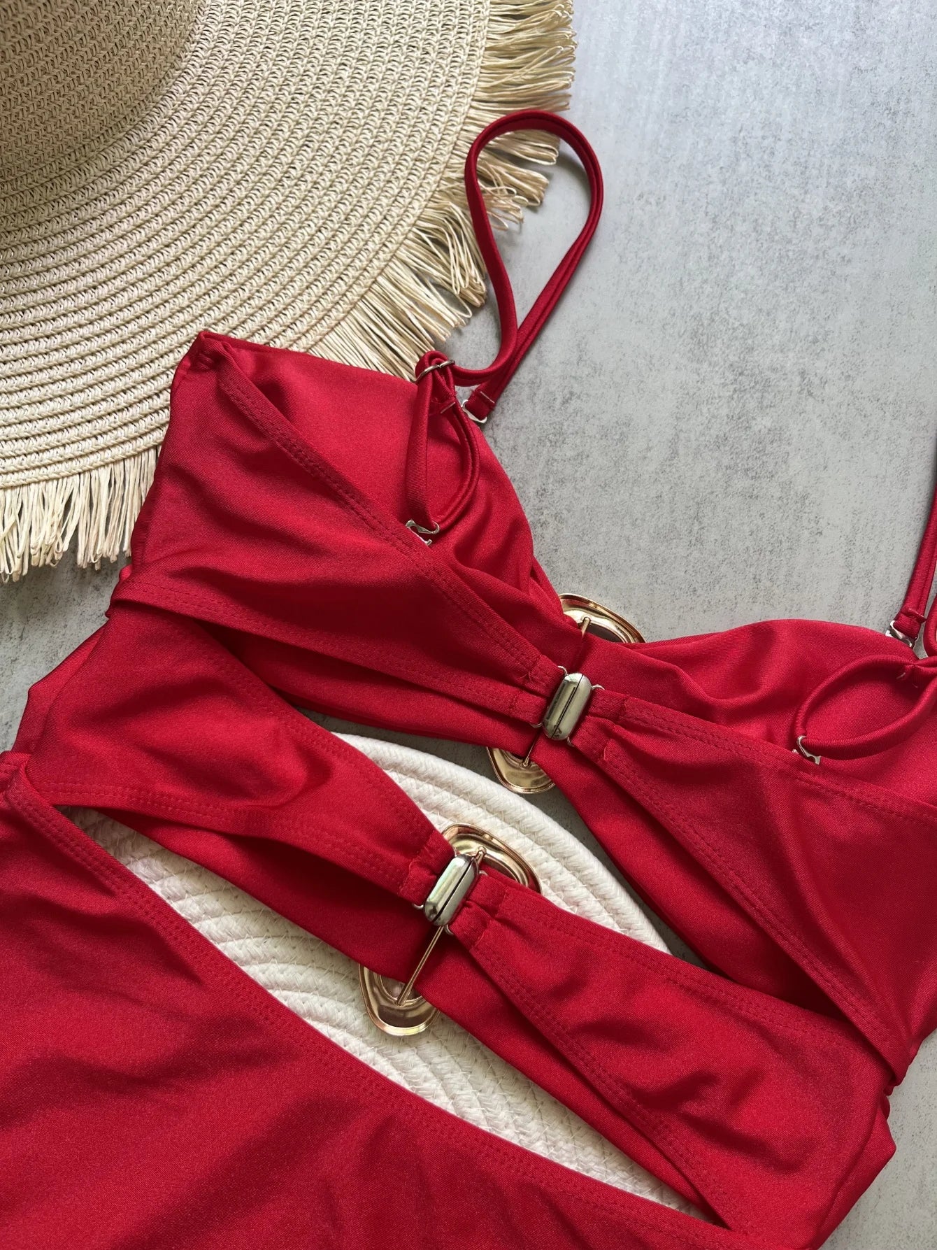 3 Colors Sexy Metal Rings Cut Out Women Swimwear One Piece Swimsuit Female Bandeau High Leg Cut Bather Bathing Suit Swim B022D