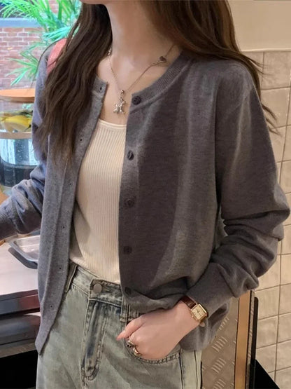 New 2025 Spring Summer Knit Cardigan O-Neck Solid Color Fashion High-Grade Comfortable Slim Casual Knitwear Tops Gray One Size