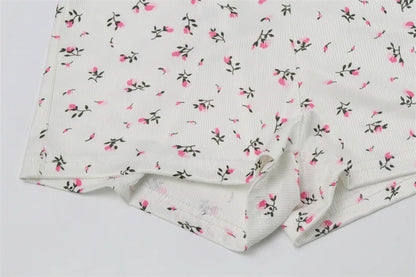 Floral print set, low cut round neck, tight fitting long sleeved top, shorts, European and American home clothes